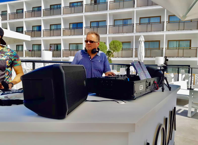 DJ of 69 Deep and Organic House